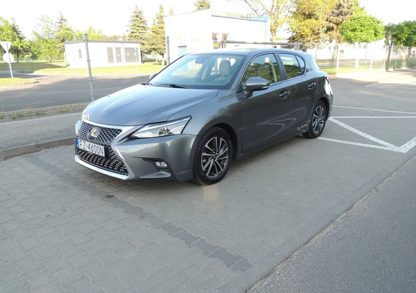 Lexus CT cena 90900 przebieg: 34874, rok produkcji 2020 z Sieradz małe 301